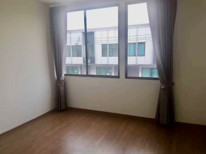 3-bed townhouse for sale, 110 sqm, 20 sq wah, Pleno Ramintra