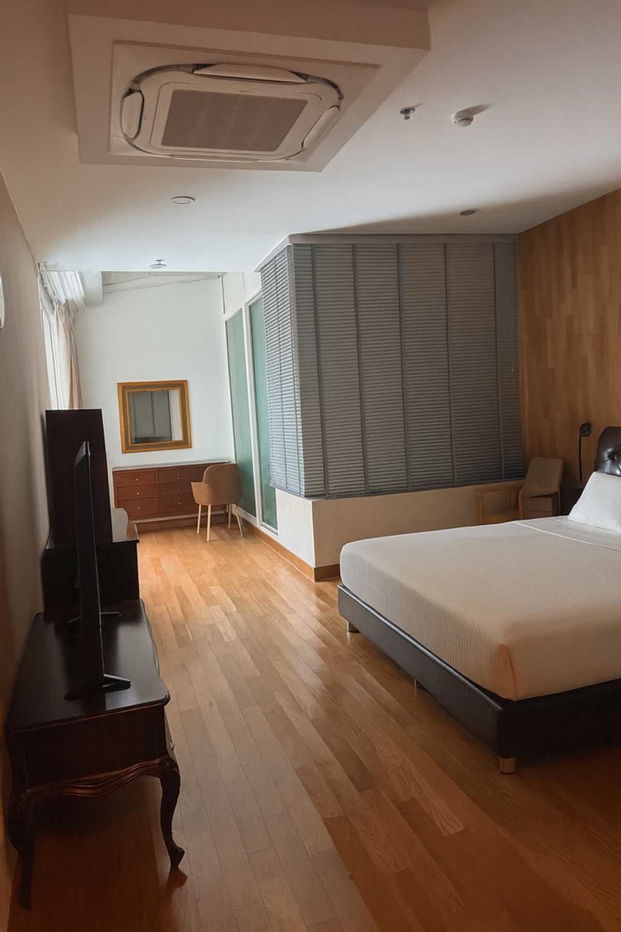 รูป LTH14182 – Condo for Sale | The Empire Place (Penthouse) | 342.61 sqm | 3 Beds 4 Baths | Near BTS Chong Nonsi | 50 MB | เพนท์เฮาส์ ดิ เอ็มไพร์ เพลส - รูปที่ 3/7