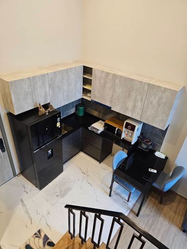 ให้เช่า Duplex 2 ชั้น 1 นอน 1น้ำ เฟอร์ครบ วิวแม่น้ำ พร้อมอยู่