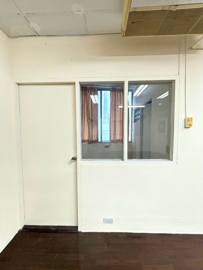 picture Office for rent (Thonglor) approximately 700 meters from BTS Thonglor Station. - 9/15