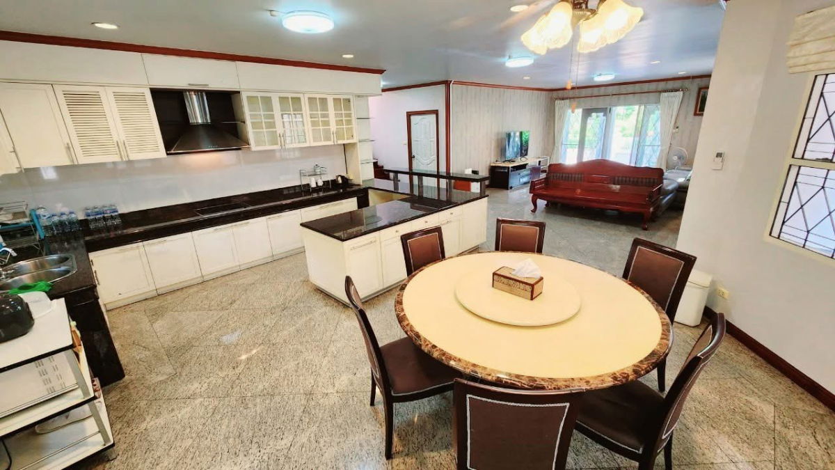 รูป 🏡 ให้เช่าบ้านเดี่ยว โครงการชวนชื่น ลาดพร้าว – เกษตรนวมินทร์ 5 ห้องนอน 3 ห้องน้ำ บ้านหลังใหญ่ ใกล้ทางด่วนรามอินทรา & เกษตร–นวมินทร์ - รูปที่ 2/20