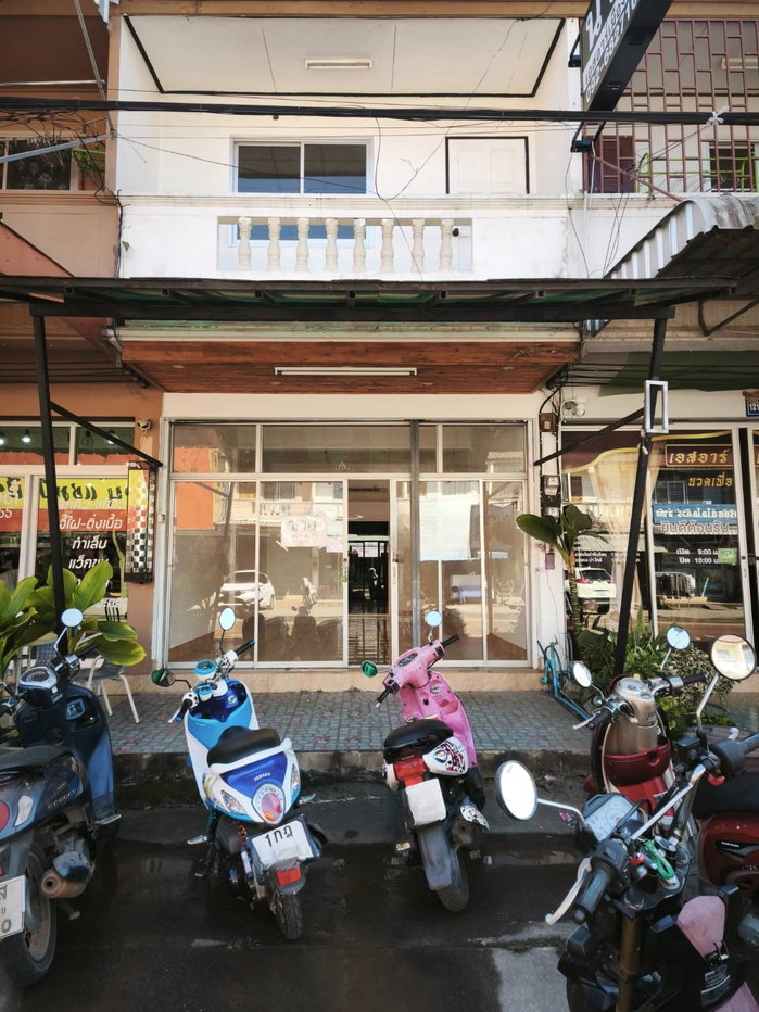 รูป ขายทาวน์โฮมสองชั้น  1 ห้องนอน 2 ห้องน้ำ  1 ห้องครัว   1  ที่จอดรถ - รูปที่ 1/17