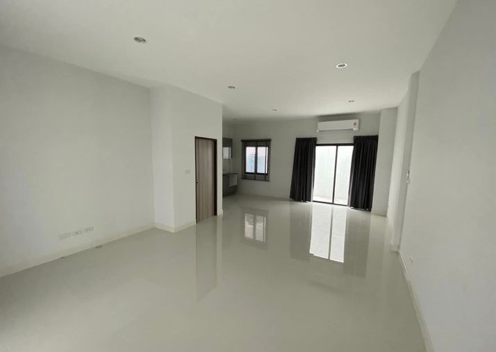 ให้เช่าทาวน์โฮม 3 ห้องนอน 200 ตร.ม. 22 ตร.ว. คอร์ดิซ แอท อุดมสุข