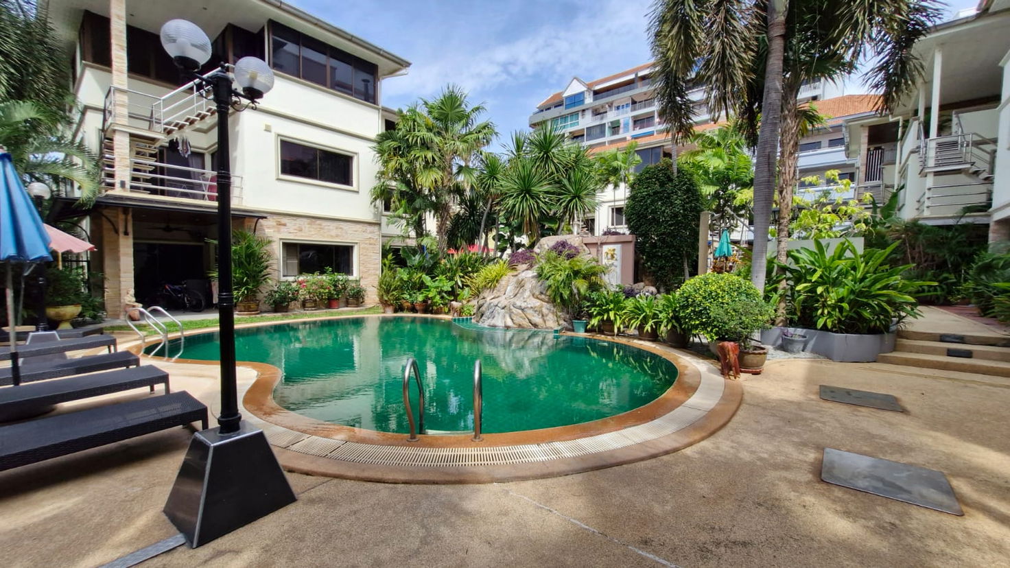 picture Pool View Villa for sale in Pratumnak - 15/15