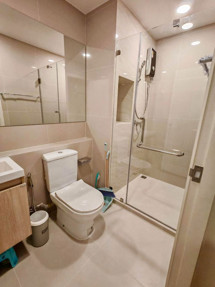 รูป code : F07 ว่างแล้ว!! คอนโดเช่า ซิม คอนโด พระราม 3 – สุขสวัสดิ์ | ชั้นสูง วิวสะพานภูมิพล แม่น้ำเจ้าพระยา พร้อมเข้าอยู่ - รูปที่ 2/9