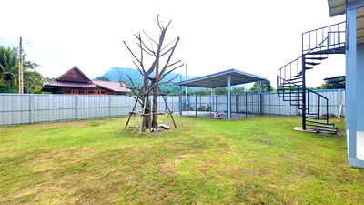 บ้านเดี่ยว เมืองระยอง ระยอง : ด่วน ขายบ้านขนาด 100 ตรว. พร้อมที่ดิน วิวเขา บรรยากาศดี อยู่ อ.เมืองระยอง ขาย 1.6 ล้านบาท