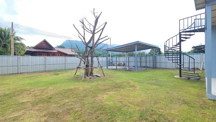 ด่วน ขายบ้านขนาด 100 ตรว. พร้อมที่ดิน วิวเขา บรรยากาศดี อยู่ อ.เมืองระยอง ขาย 1.6 ล้านบาท