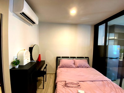 Condos for rent : For Rent XT Huai Khwang 13FL 28SQm. Reary to move 【Line: Yosita828】
