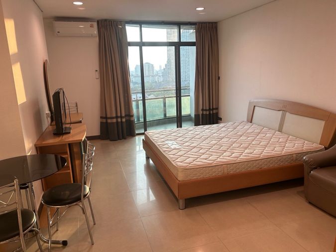 🔥 อยู่ใจกลางเมือง ไม่ต้องจ่ายแพง! คอนโดติด MRT ลุมพินี แค่ 16,000 บาท! Lumpini Park View🔥