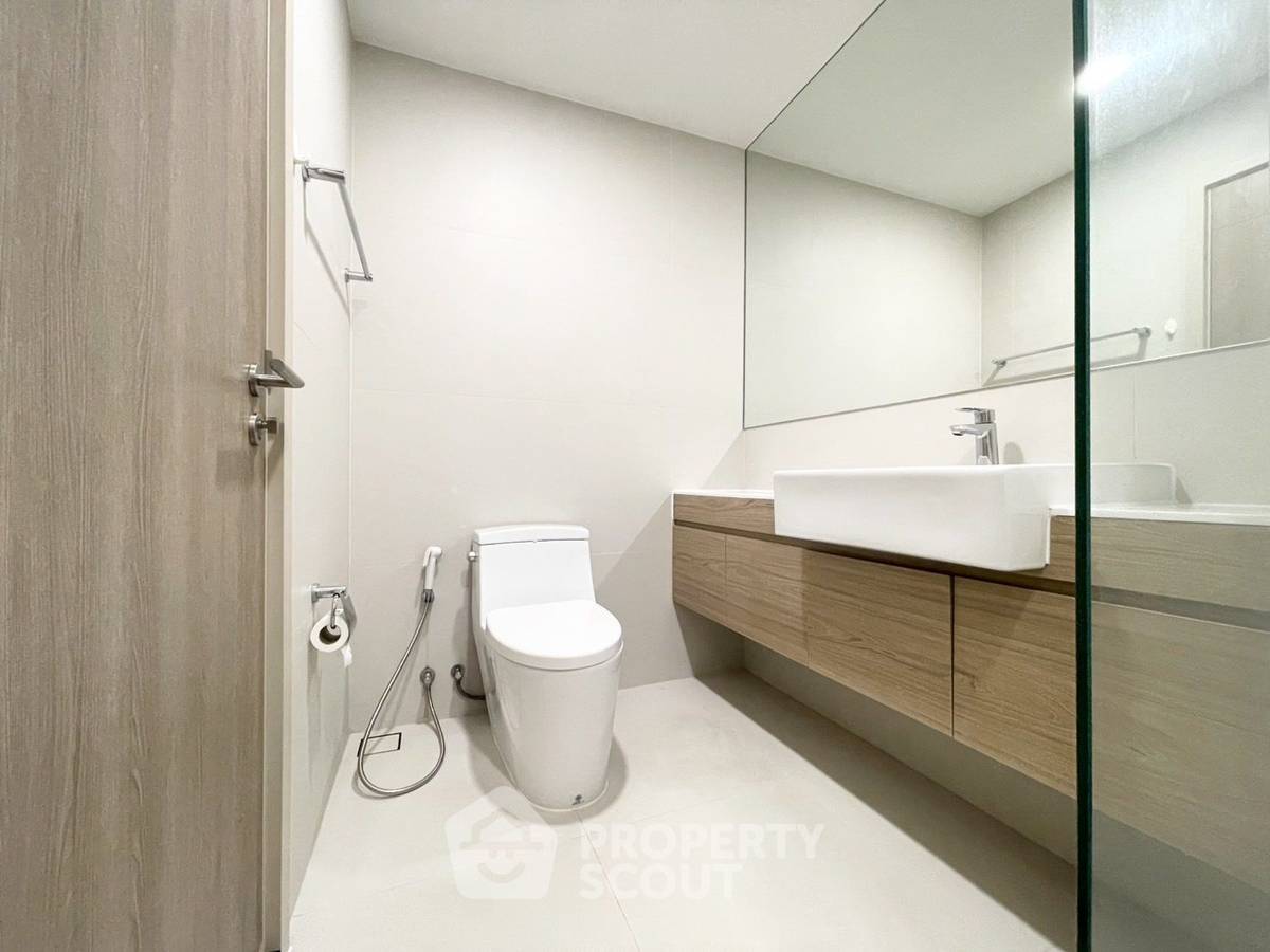 picture 1-BR Condo at Noble Ambience Sukhumvit 42 near BTS Ekkamai (ID 2046577) - 7/10