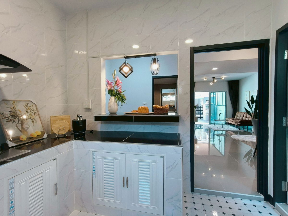 รูป ทาวน์เฮ้าส์ รามอินทรา พระยาสุเรนทร์ สุเหร่าคลองหนึ่ง พฤกษา55/1 มี4 ห้องนอน นัดชมบ้าน 085-318-6868 คุณวา - รูปที่ 21/21