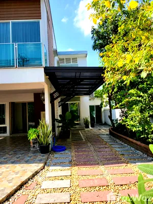 Houses for rent Bangkok : 3 Bedroom House for rent at Home Place The Park Wongwan-Rama 9 1907142