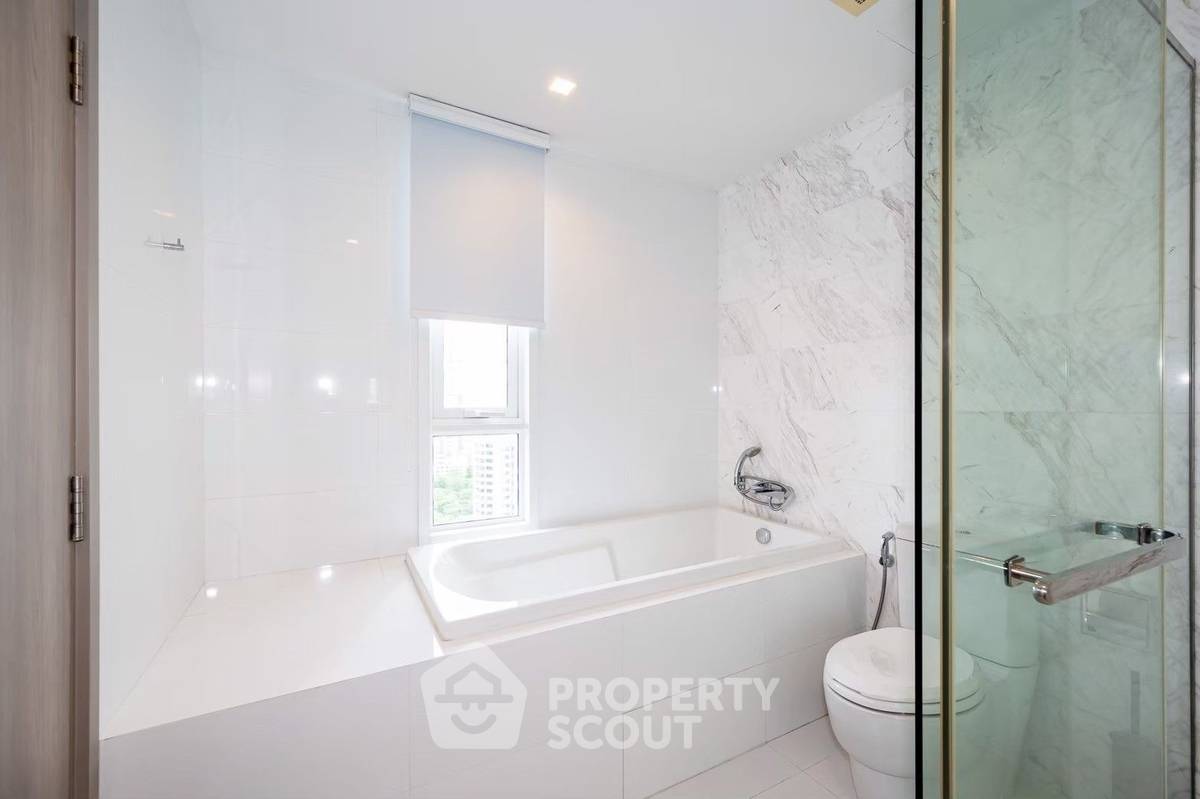 รูป คอนโด 2-ห้องนอน ที่ เอช คิว ทองหล่อ ใกล้ BTS ทองหล่อ (ID 1546486) - รูปที่ 12/15