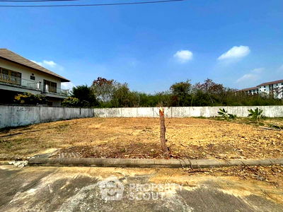 Land for sale Cha-Am Petchburi : 320 m² Land for Sale close to Cha-Am Beach (ID 2572658)