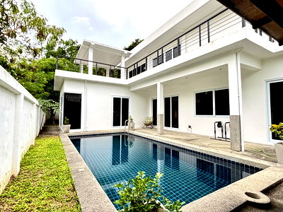 Houses for sale Na Jomtien, Chonburi : 4 Bedroom Pool View Villa for sale in Bang Saray