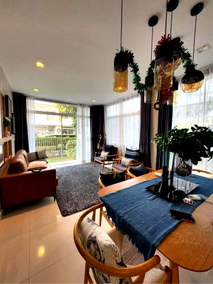 เช่าบ้านเดี่ยว สถาบันการแพทย์จักรีนฤบดินทร์ : 🏡ให้เช่า เทรนดี้ธารา บางนา🔥 บ้านใหม่ สวยจัดเต็ม!! 🔥 รับต่างชาติ เลี้ยงสัตว์ได้ 📍ใกล้สุวรรณภูมิ !!🌸🌸