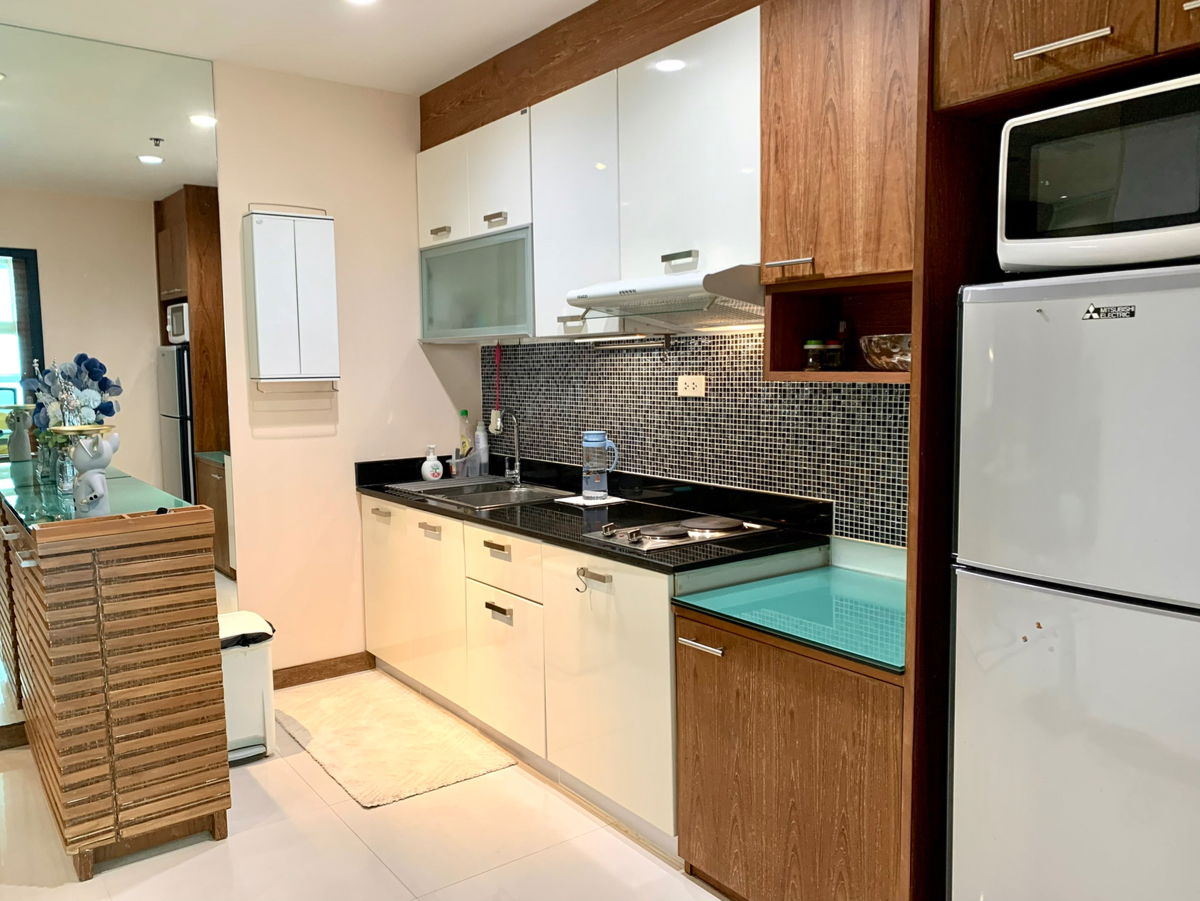 picture T1509 Condo for rent, Sukhumvit Living Town. Beautiful unit, fully furnished, special price. - 9/10