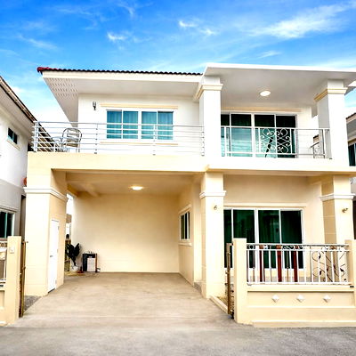 เช่าบ้านเดี่ยว เชียงใหม่ : ให้เช่าบ้านเดี่ยวสองชั้น 3  ห้องนอน 3 ห้องน้ำ 1  ห้องครัว 2 ที่จอดรถ