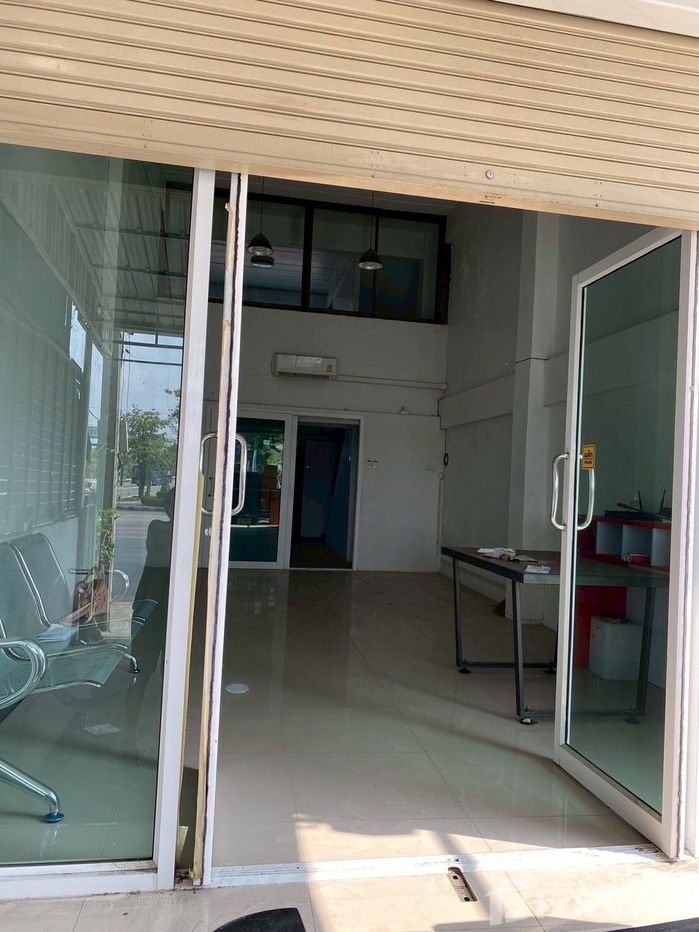 รูป ขาย ทาวน์เฮ้าส์ สตูดิโอ ใน รามอินทรา, กรุงเทพมหานคร 5612300 - รูปที่ 1/7