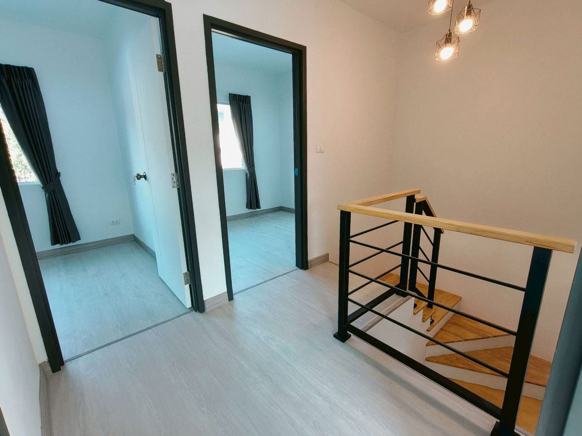 รูป ทาวน์เฮ้าส์ รามอินทรา พระยาสุเรนทร์ สุเหร่าคลองหนึ่ง พฤกษา55/1 มี4 ห้องนอน นัดชมบ้าน 085-318-6868 คุณวา - รูปที่ 18/21