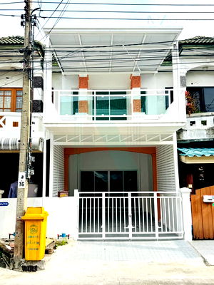 ทาวน์โฮม นนทบุรี : 📌 ขายทาวน์เฮาส์ โครงการ นิวเวิลด์วิลล์ 2 ชั้น 3 ห้องนอน 2 ห้องน้ำ