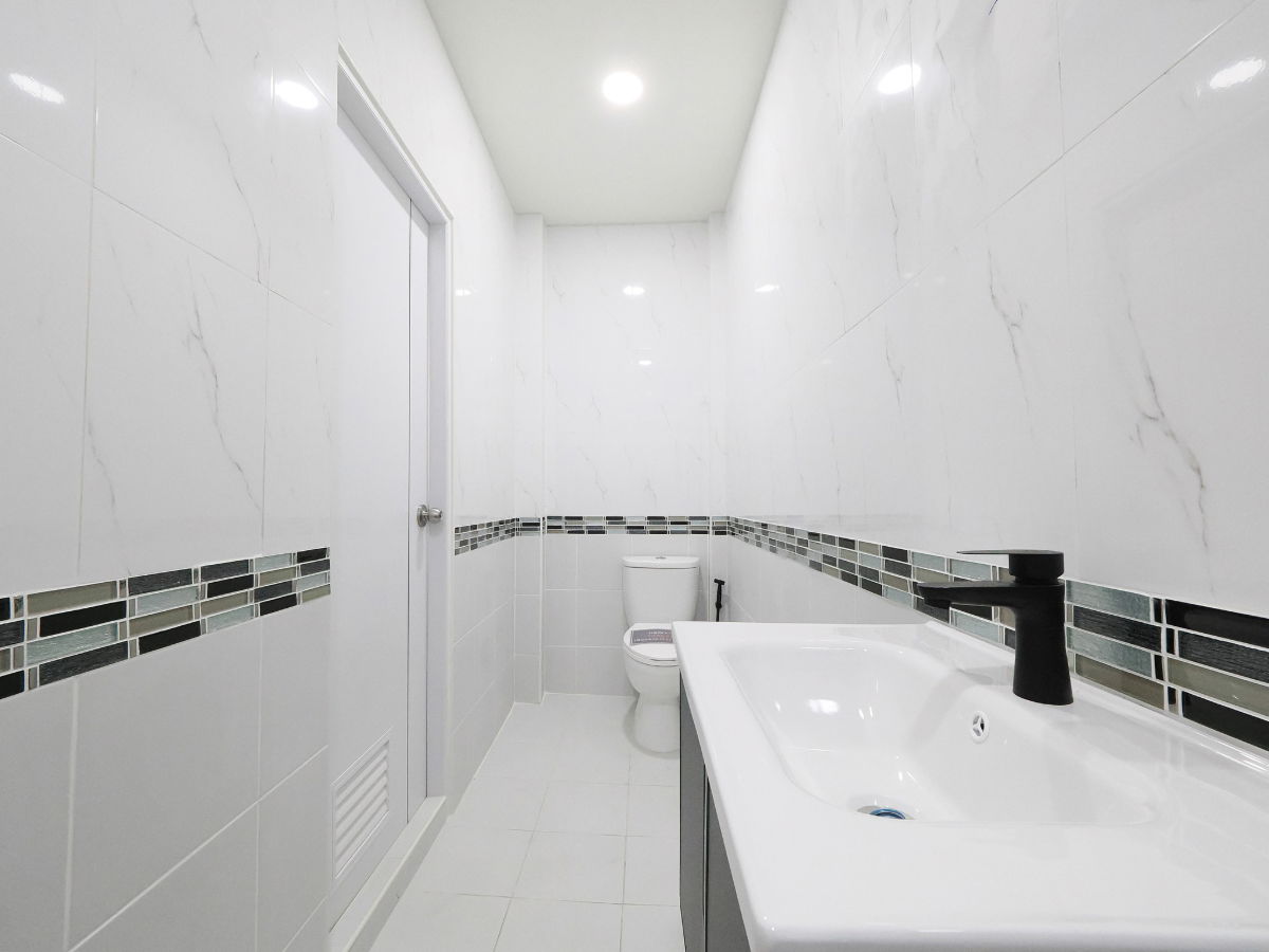 รูป ขายบ้านเดี่ยว 2 ชั้น ซ.ตลับทอง2 ขนาด 117 ตร.ว 7นอน 5น้ำ [เอกชัย-พระราม2] ขาย 4.99 ล้าน - รูปที่ 6/20