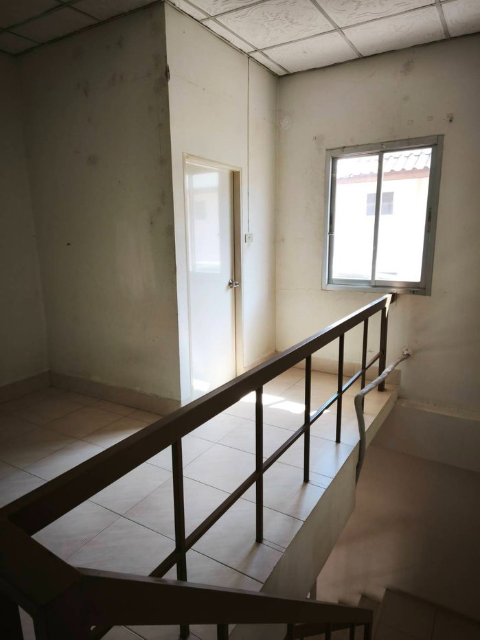 รูป ขายทาวน์โฮมสองชั้น  1 ห้องนอน 2 ห้องน้ำ  1 ห้องครัว   1  ที่จอดรถ - รูปที่ 11/17