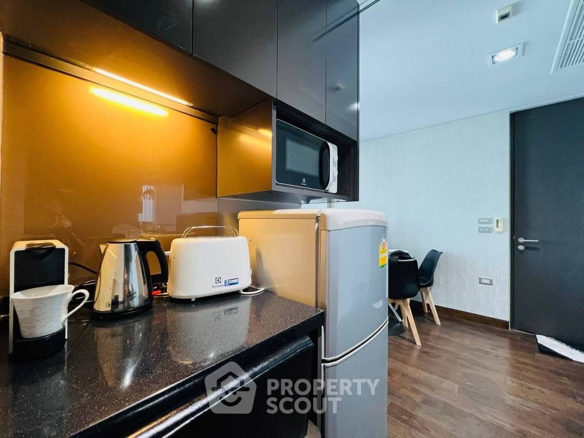 picture 1-BR Condo at The Lumpini 24 near BTS Phrom Phong (ID 1974101) - 13/18