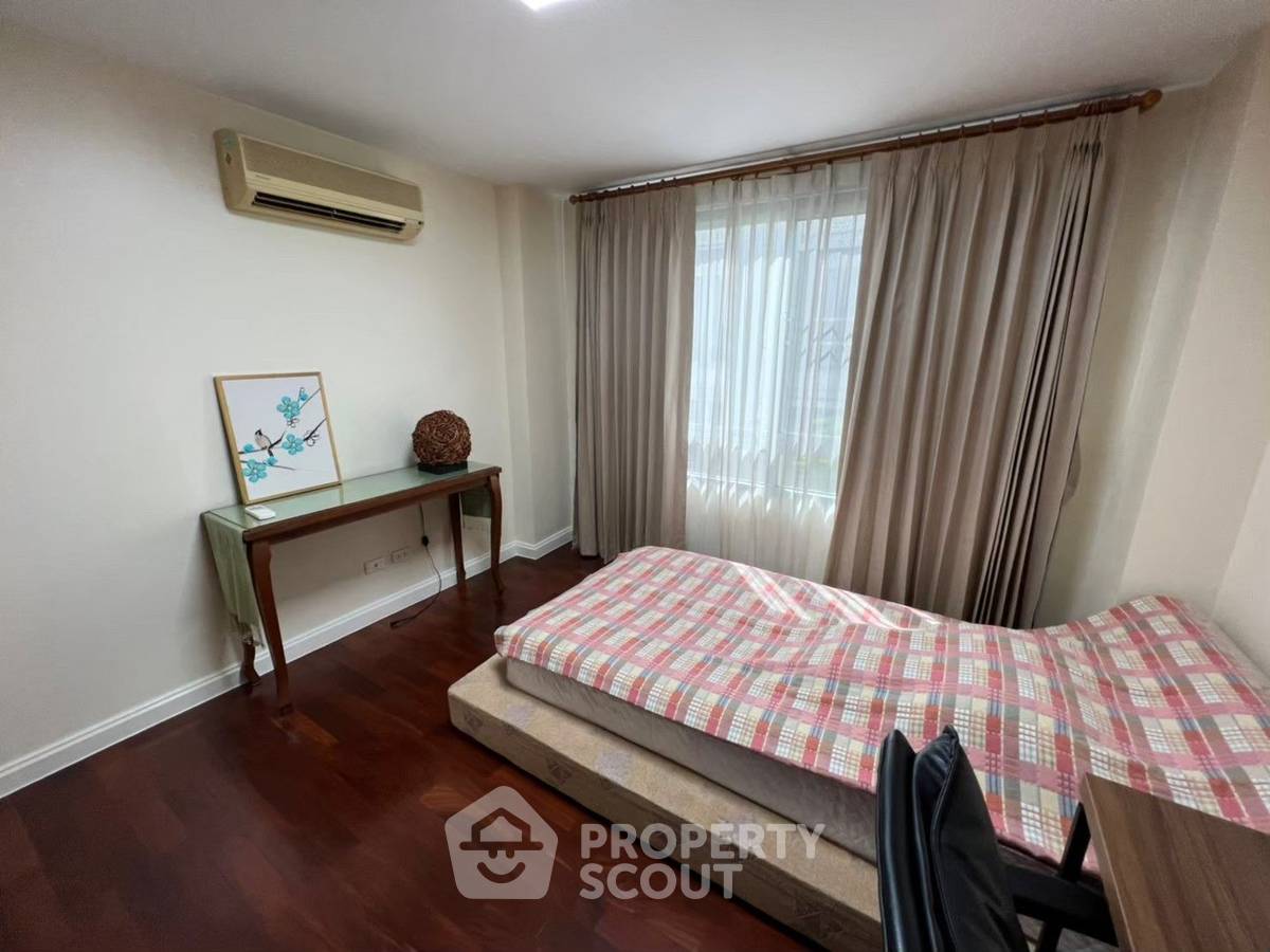 picture 2-BR Condo at 49 Plus near BTS Phrom Phong (ID 592605) - 14/30