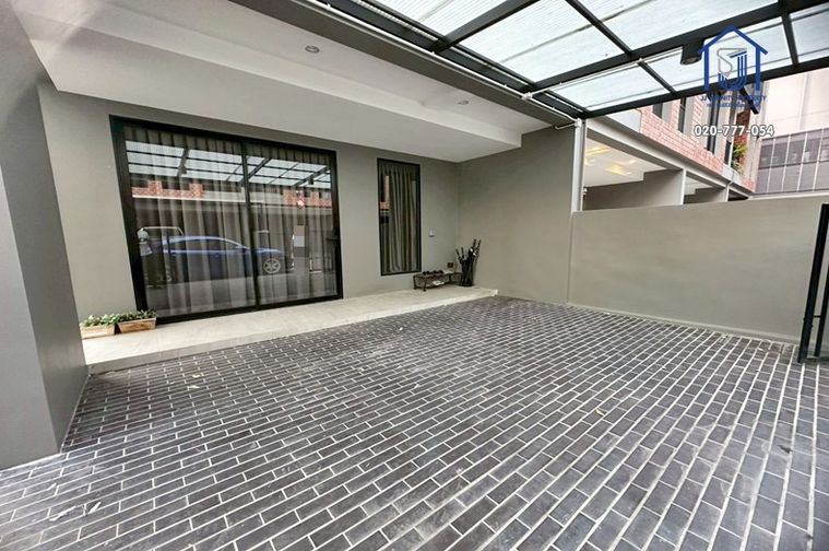 3-bed townhouse for sale, 227 sqm, 26.6 sq wah, Britloft Chokchai 4