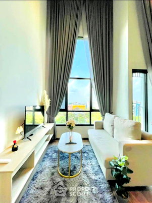Condos for sale : 1-BR Condo For Sale, The Collect Ratchada 32, Chan Kasem (ID 2067865)