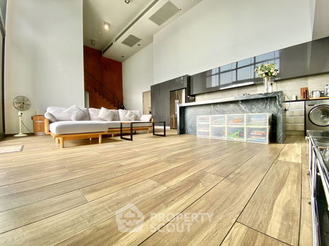 3-BR Condo at The Lofts Asoke near MRT Phetchaburi (ID 1533304)