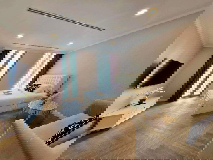 picture RARE ITEM Sukhumvit 49/1! Luxury house with elevator, 4 bedrooms, 6 bathrooms, and 24-hour security. - 2/9