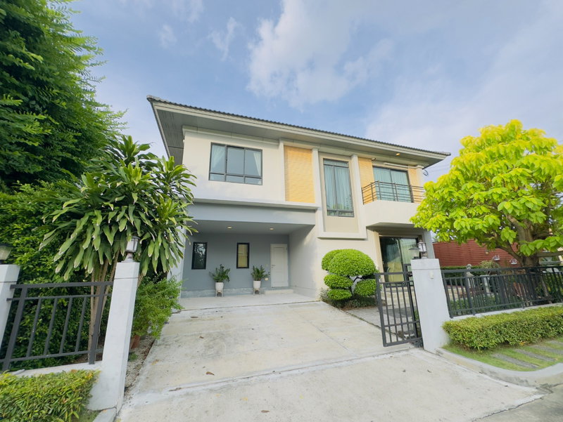 ขายบ้านเดี่ยว : ขาย บ้านเดี่ยว โครงการไลฟ์บางกอก บูเลอวาร์ด ราชพฤกษ์-ปิ่นเกล้า 