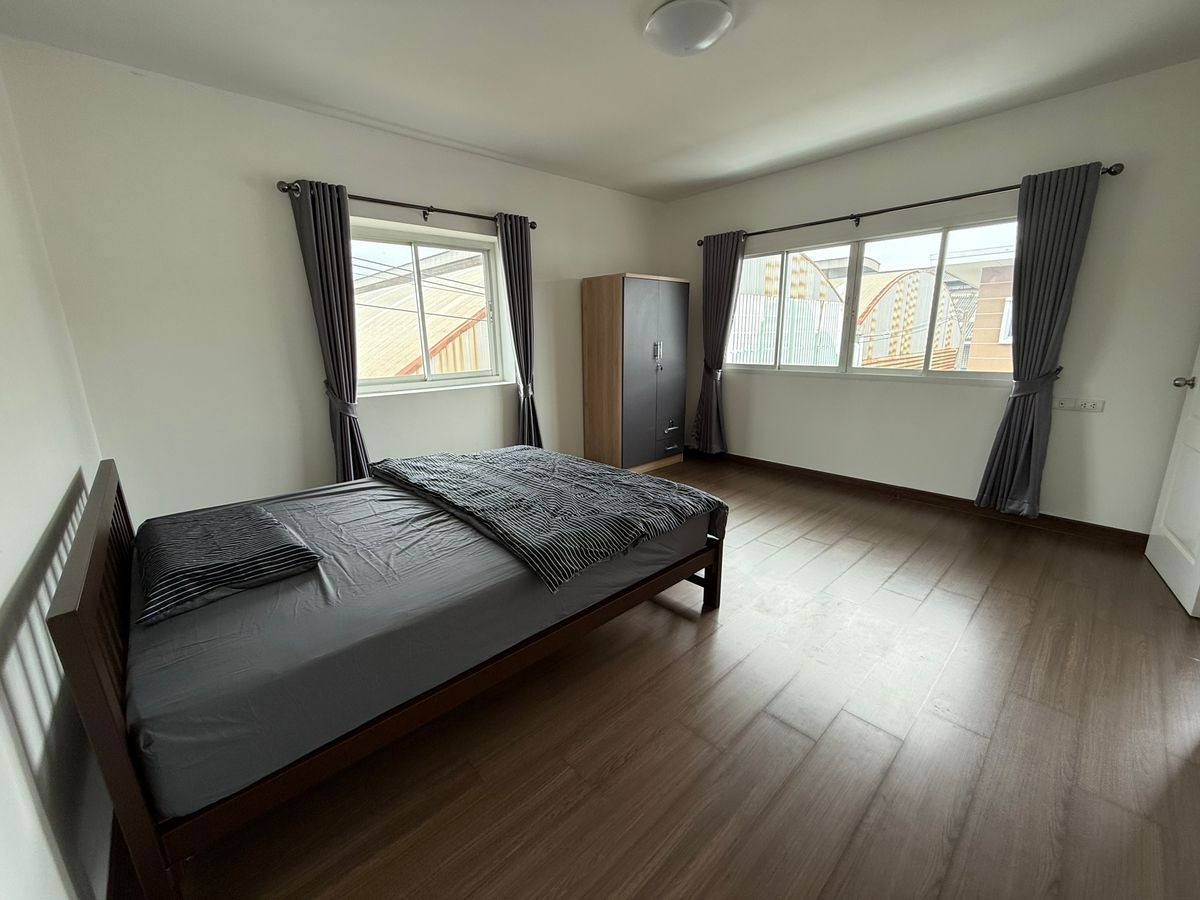 รูป ✨ ให้เช่า ทาวน์โฮม 3 ชั้น โครงการ เดอะ เทพา ทาวน์โฮม เทพารักษ์ กม.25 แบบ 3 นอน 3 น้ำ 2 จอด 35 ตรว 25000 บาท 🏡💖 - รูปที่ 21/25