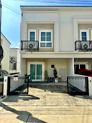 เช่าทาวน์โฮม ปทุมธานี : ทาวน์โฮมให้เช่า สตอรี่ส์ รังสิต วงแหวน หลังมุม