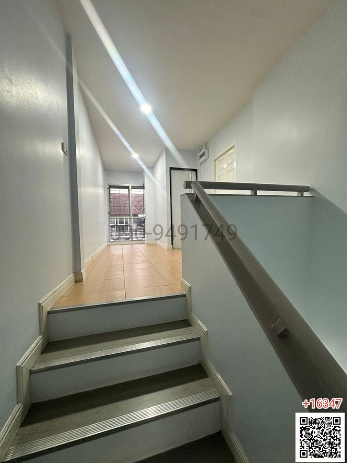 รูป เช่า ทาวน์โฮม 4 ชั้น หมู่บ้าน สินธานี รัชดา ลาดพร้าว พร้อมเข้าอยู่ - รูปที่ 11/14