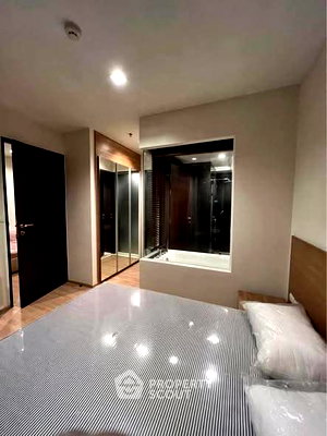 Condos for sale : 1-BR Condo at Rhythm Sathorn near BTS Saphan Taksin (ID 2576479)