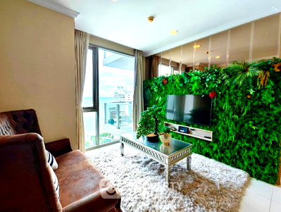 Condos for sale : 2-BR 81 Sqm On 28th Floor, The Riviera Wongamat, Near Na Kluea (ID 2324847)