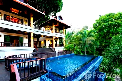 Houses for sale Muang Phuket Phuket : 4 Bed and Office/Gym Villa 15 mins walk to Nai Harn Beach 5992183