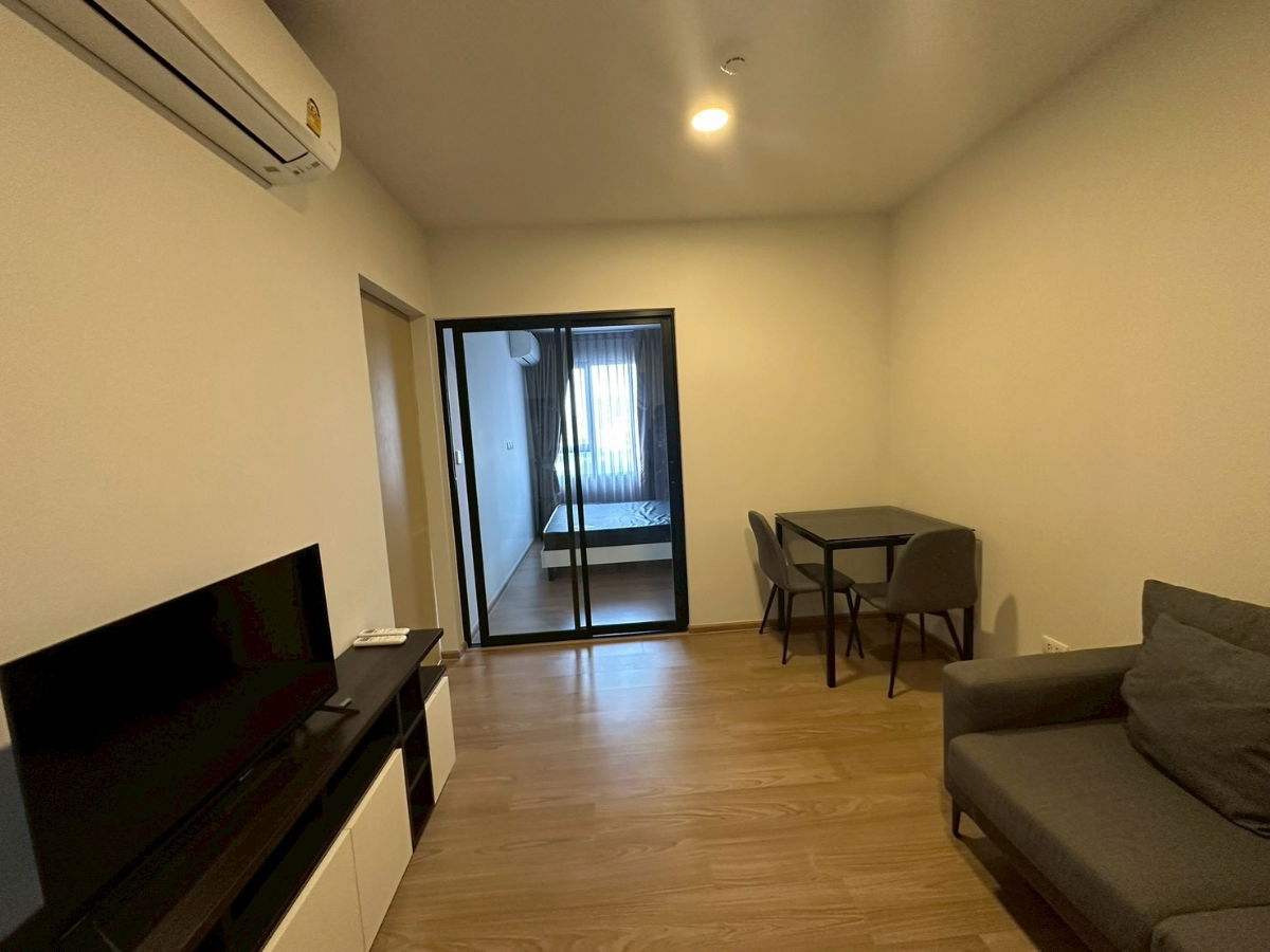 picture Condo for Rent at Chewathai Pinklao Project - 1/10