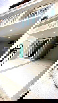 เช่าทาวน์โฮม BTS สำโรง : RH014826 2-story townhouse for rent, 3 bedrooms at Golden Town Sukhumvit–Lasalle