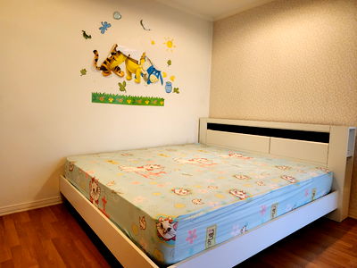 Condos for sale Siriraj Hospital : ✨ Condo for sale: Lumpini Place Pinklao 🏢 Large 2-bedroom unit in the heart of Pinklao.