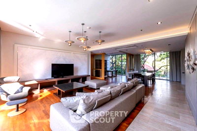 คอนโดให้เช่า : คอนโด 3-ห้องนอน ที่ โดมัส คอนโดมิเนียม ใกล้ BTS อโศก (ID 2571658)