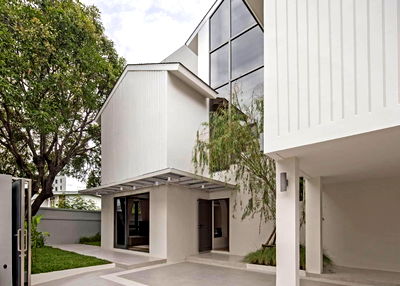 Houses for sale Makro Food Service Sukhumvit 71 : Detached House  near Ekkamai – Thonglor