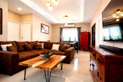 Houses for sale Bang Lamung Chonburi : Corner Detached House for Sale Mabprachan Area East Pattaya