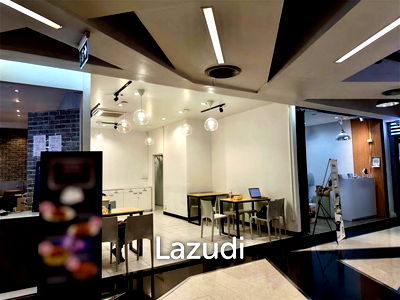 Retail spaces for rent Suan Dusit University : 37 sqm retail space at GMM Grammy Place Khlong Toei Nuea Bangkok