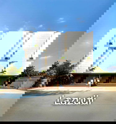 Townhouses for sale Central Plaza Bang Na : 4 Bed 5 Bath Townhouse For Sale in Providence Lane Lasalle