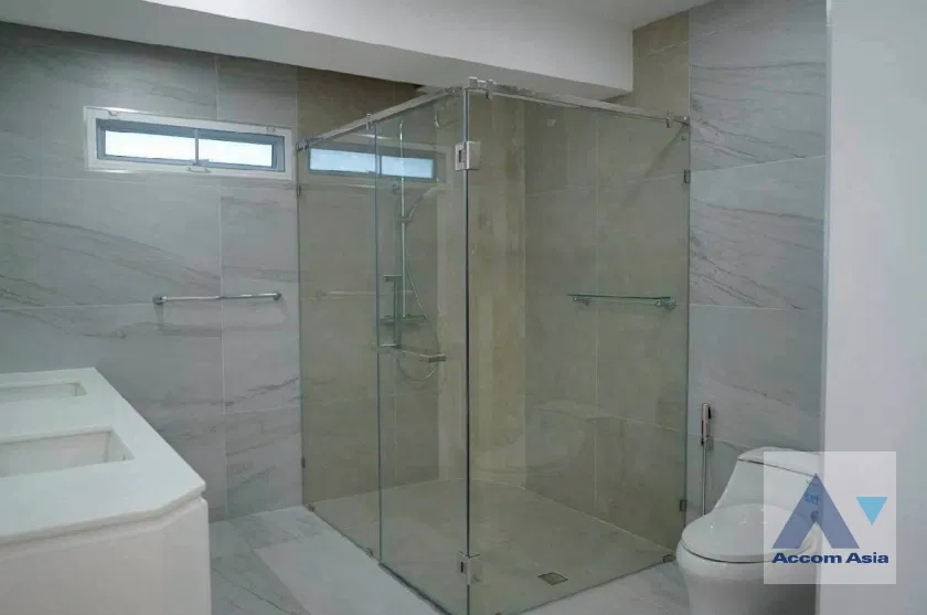 รูป 🔼🔽 AccomA 📩 Luxury apartment with classic wood interiors and large layout at Tower Park Condominium (21305) - รูปที่ 12/13