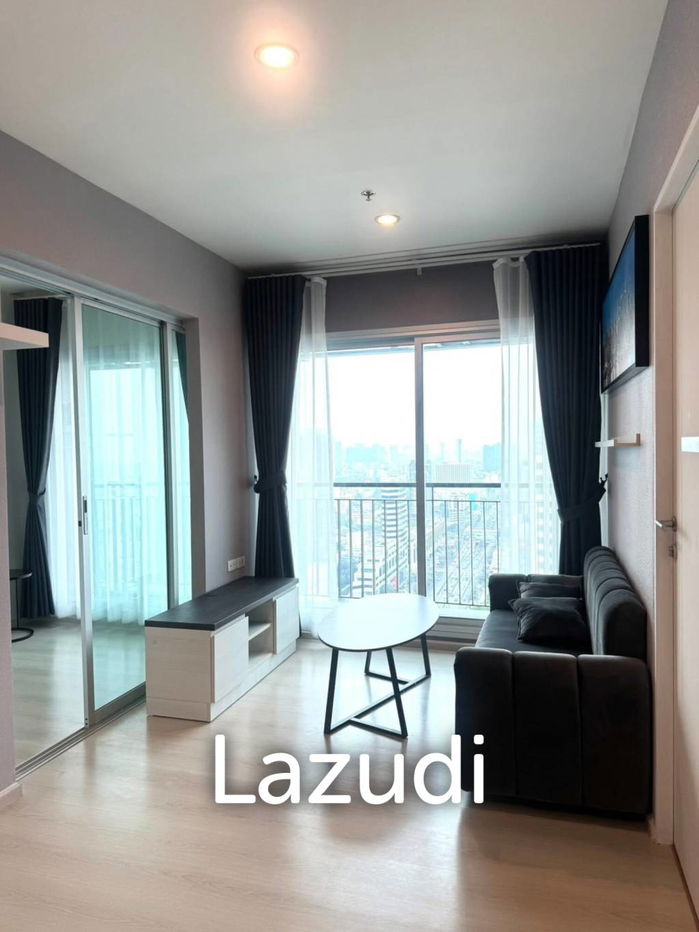 รูป 31st Floor 46 sqm 2 Bedroom Condo at Life Ratchadapisek Huai Khwang Bangkok - รูปที่ 2/9